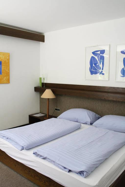 Gaestehaus Haerb Landskron Luaran gambar